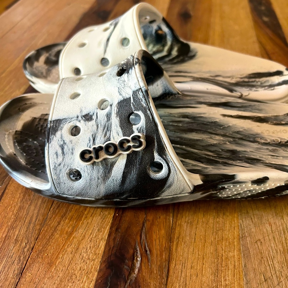 Crocs Slides - Women’s size 8